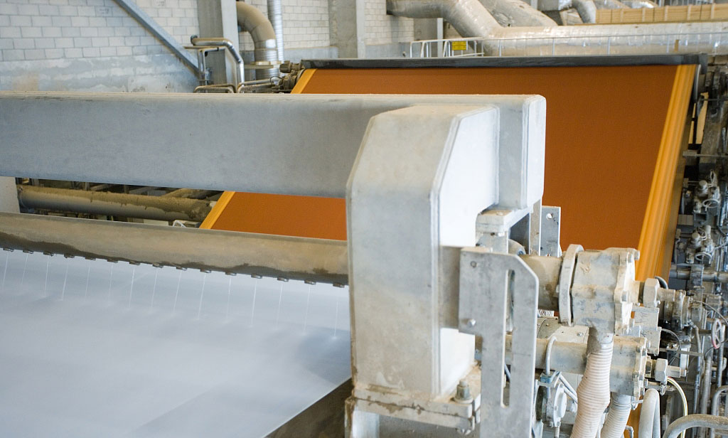 Aditivos para pulpa y fabricaci&oacute;n de papel