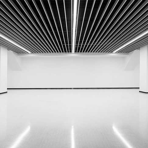 Polyaspartic vs Epoxy Floor Coating: ¿Cuál es el adecuado para sus necesidades?